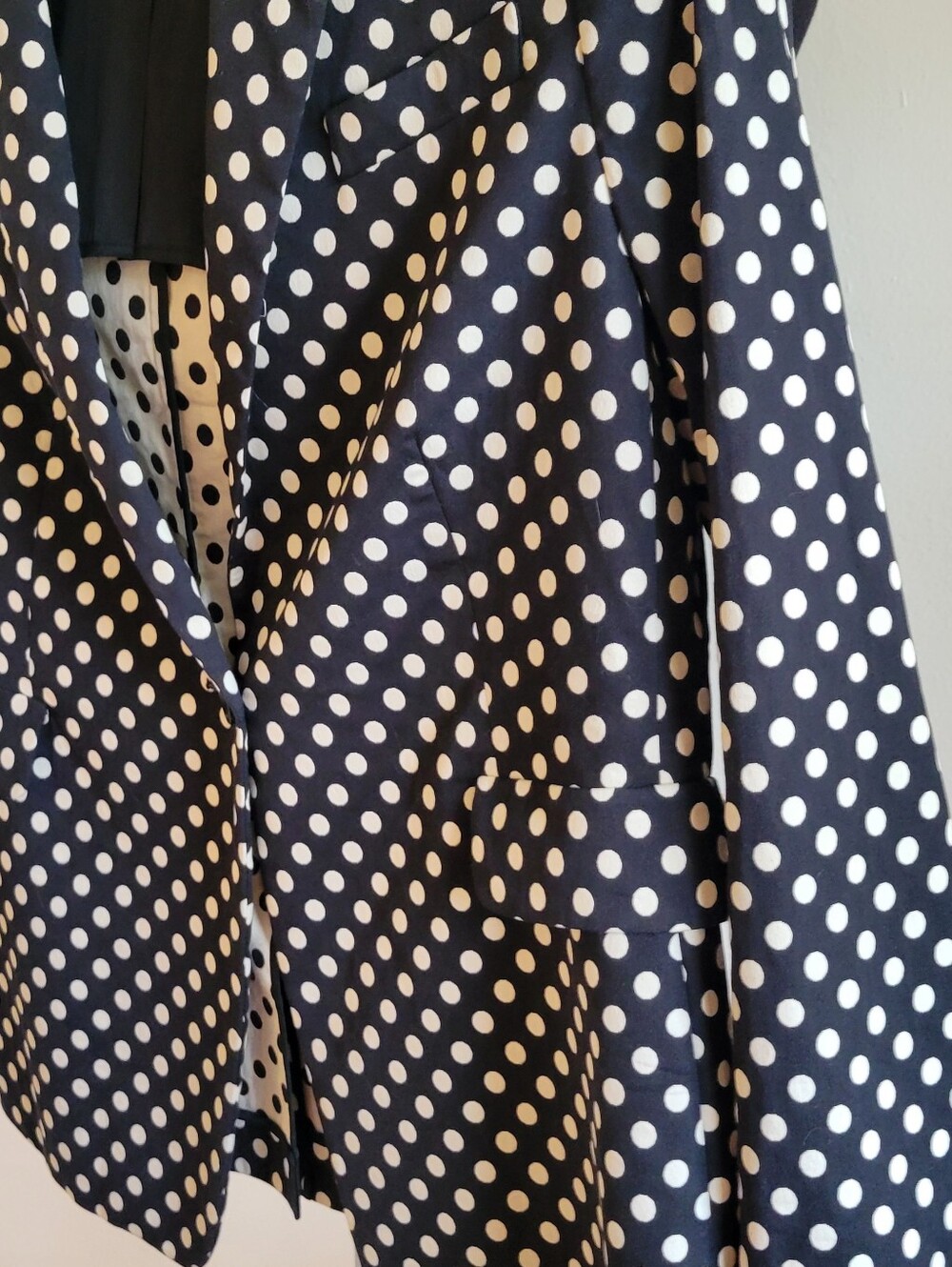 AKRIS PUNTO 14 WOMEN JACKET BLK& WHITE DOTS/LINED/27" L/21"-SLEV 4 1/2 + 24 1/2" - Picture 9 of 13